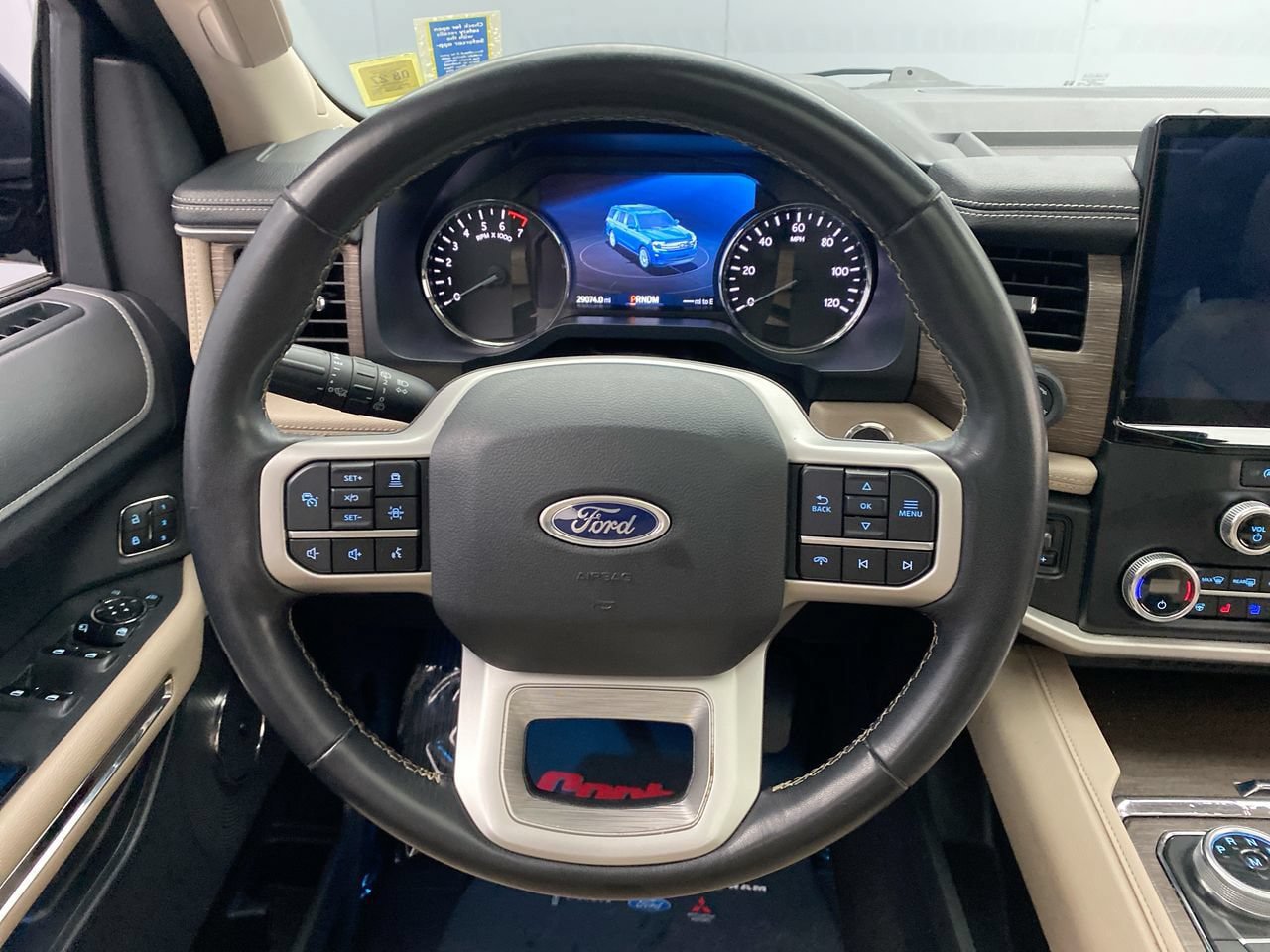 Used 2023 Ford Expedition Limited AWD/4WD image 16