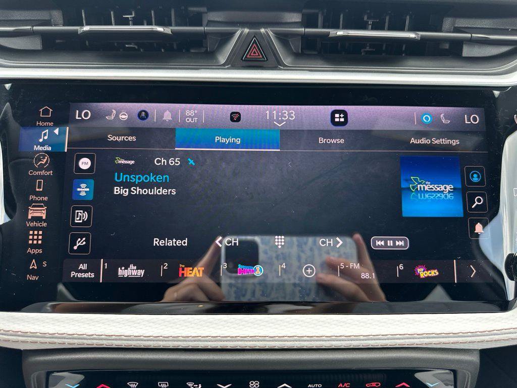 New 2026 Jeep Cherokee Overland AWD/4WD image 33