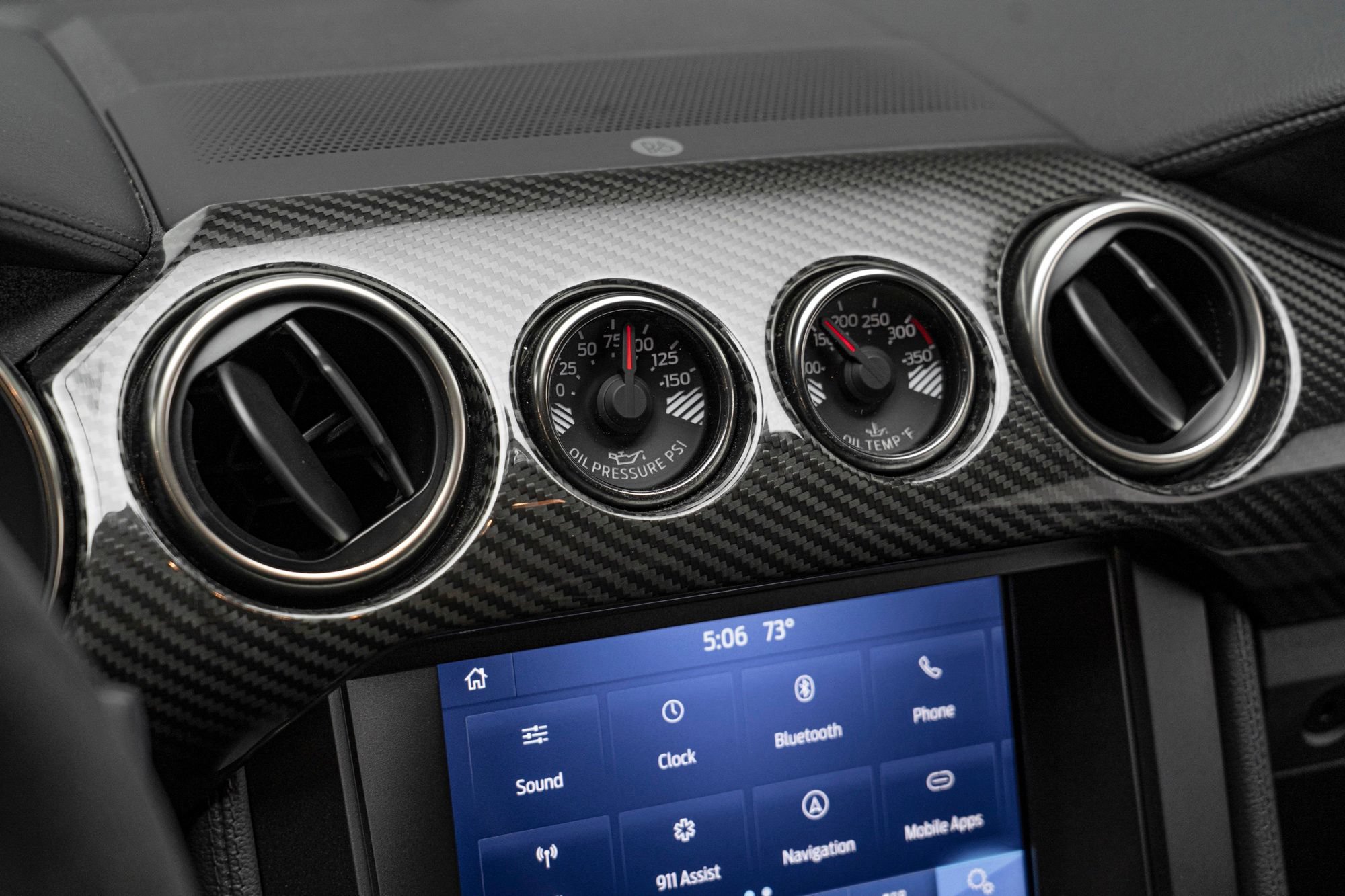 Used 2020 Ford Mustang Shelby GT500 w/ Carbon Fiber Track Pack RWD image 28