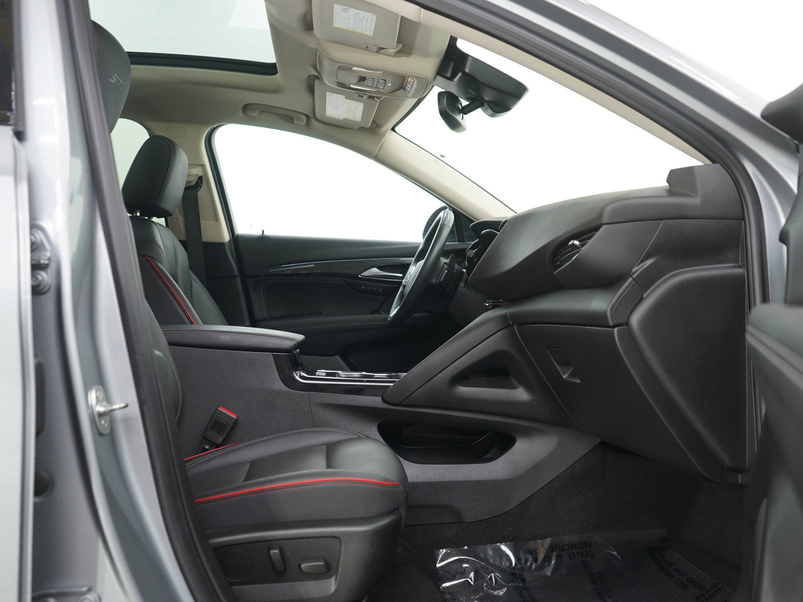 Used 2023 Buick Envision Essence w/ Sport Touring Package AWD/4WD image 11