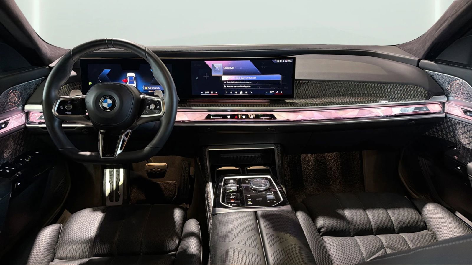 Used 2023 BMW 760i xDrive w/ Executive Package AWD/4WD image 32
