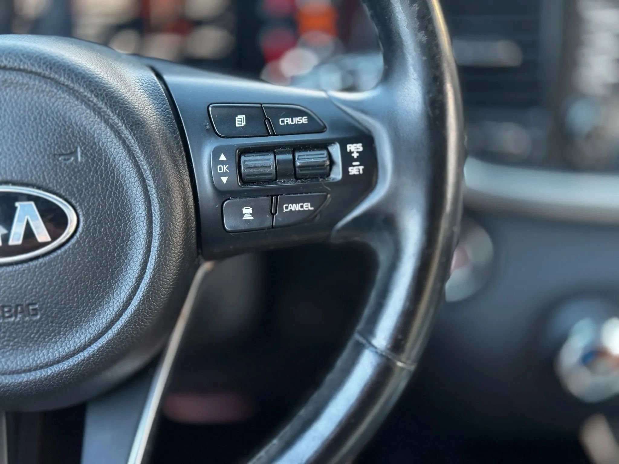 Used 2018 Kia Sorento SX image 26