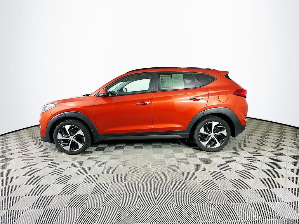 Used 2016 Hyundai Tucson Limited w/ Option Group 03 image 6