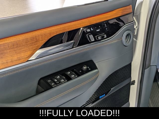 Used 2022 Jeep Grand Wagoneer Series II w/ Premium Group II image 15