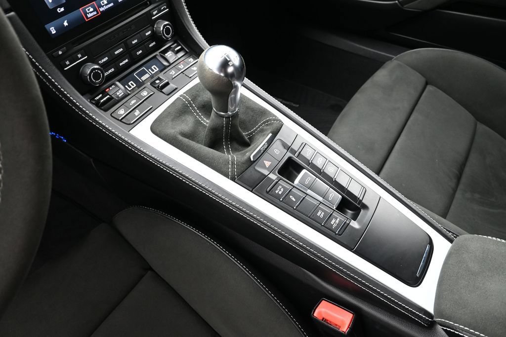 Certified 2022 Porsche 718 Boxster Spyder RWD image 20