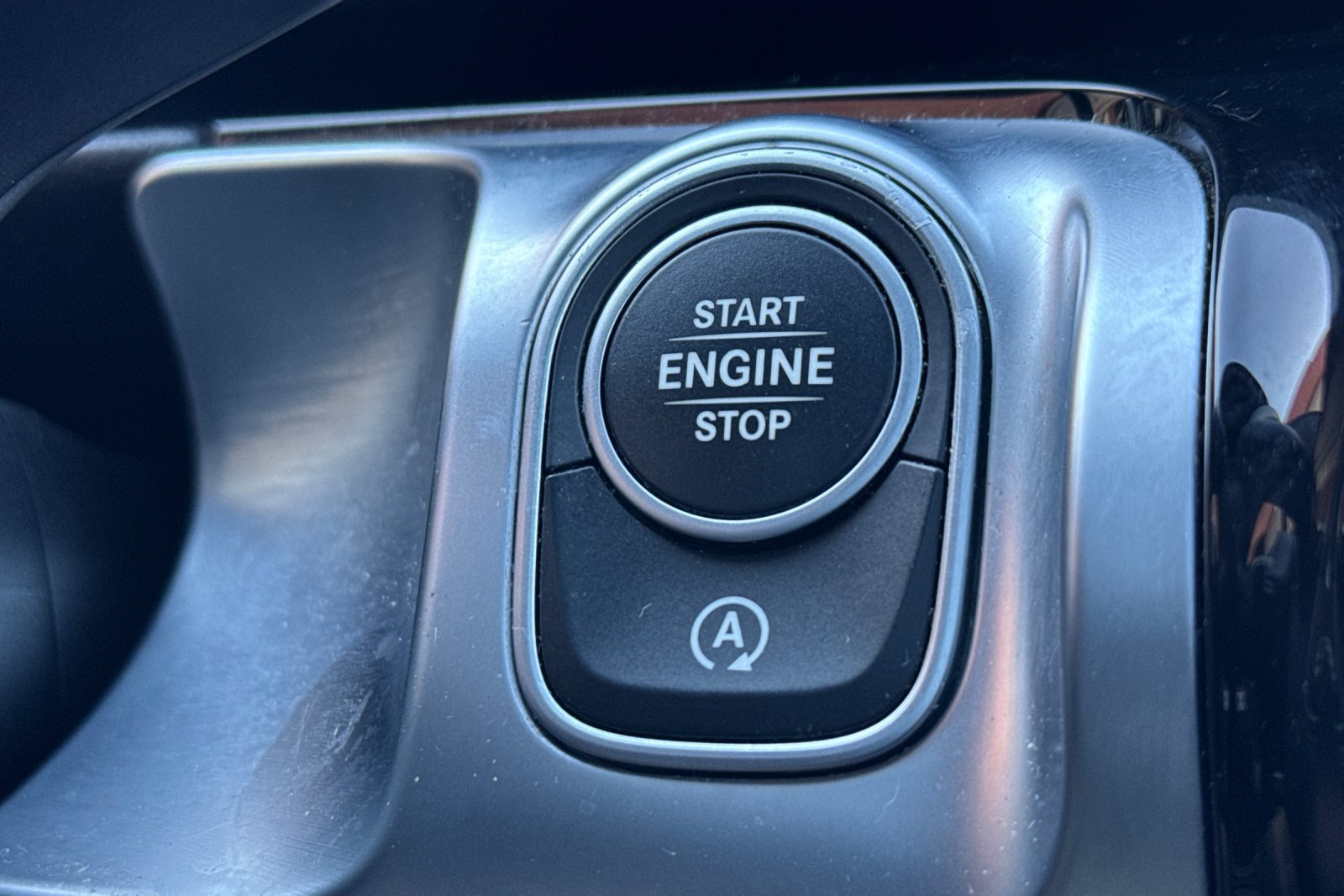 Used 2023 Mercedes-Benz GLB 250 4MATIC image 27