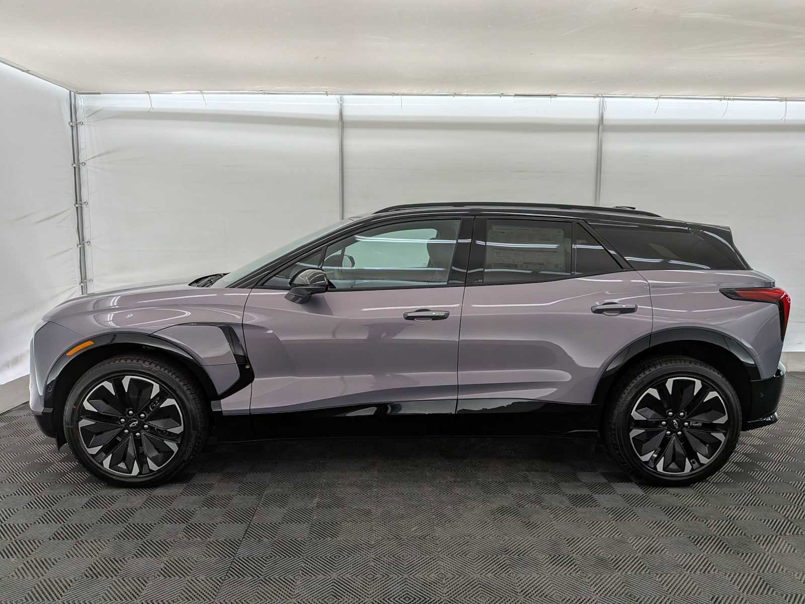 New 2026 Chevrolet Blazer EV RS image 3