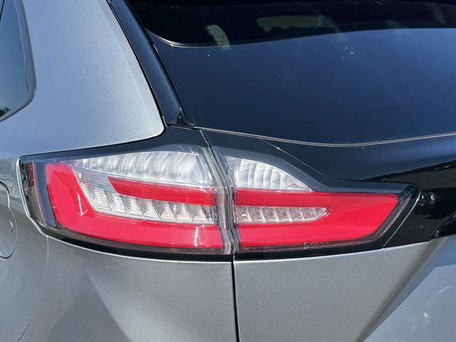 Used 2023 Ford Edge ST AWD/4WD image 9