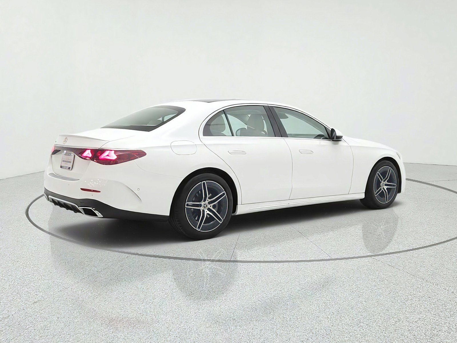 Certified 2026 Mercedes-Benz E 350 Sedan image 5