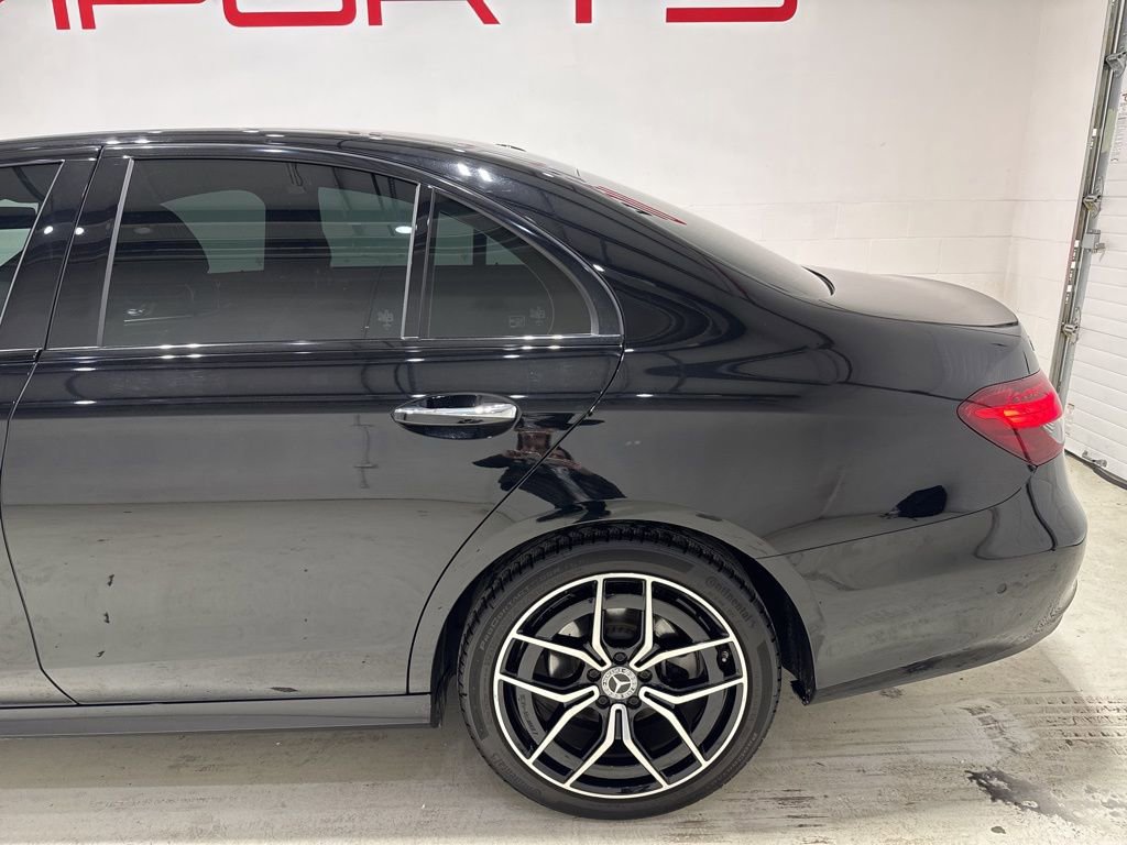 Used 2022 Mercedes-Benz E 350 Sedan w/ AMG Line Exterior image 6