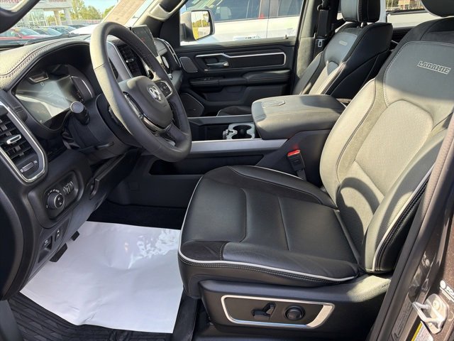 Used 2025 RAM 1500 Laramie w/ Night Edition image 19