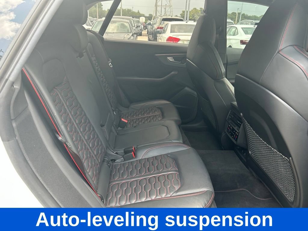 Used 2024 Audi RS Q8 AWD/4WD image 36