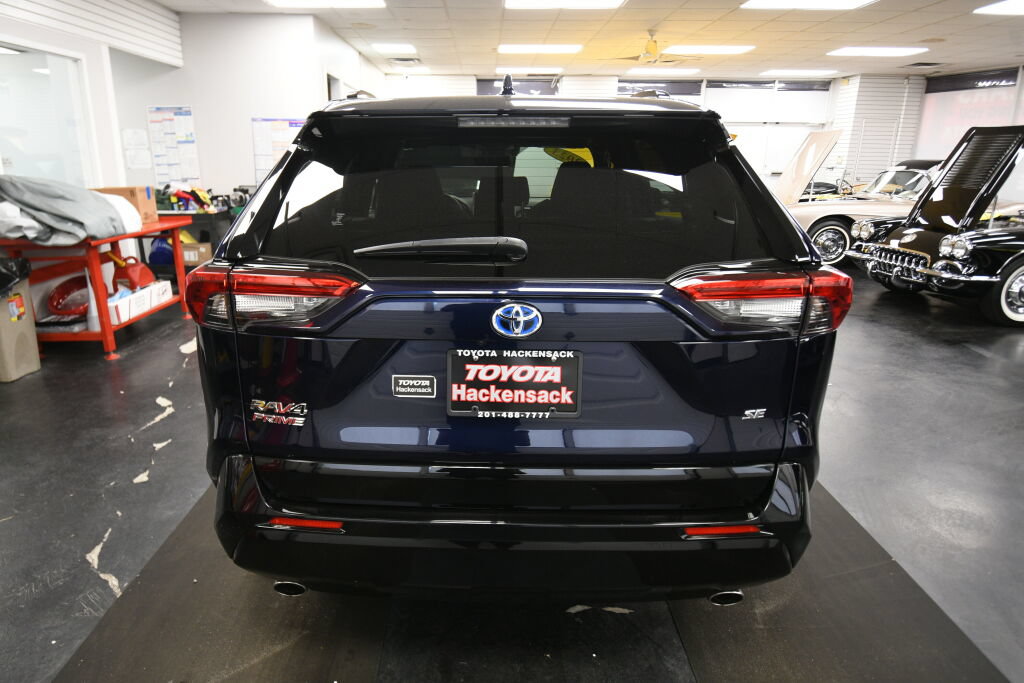 Used 2023 Toyota RAV4 SE w/ Weather & Moonroof Package AWD/4WD image 6