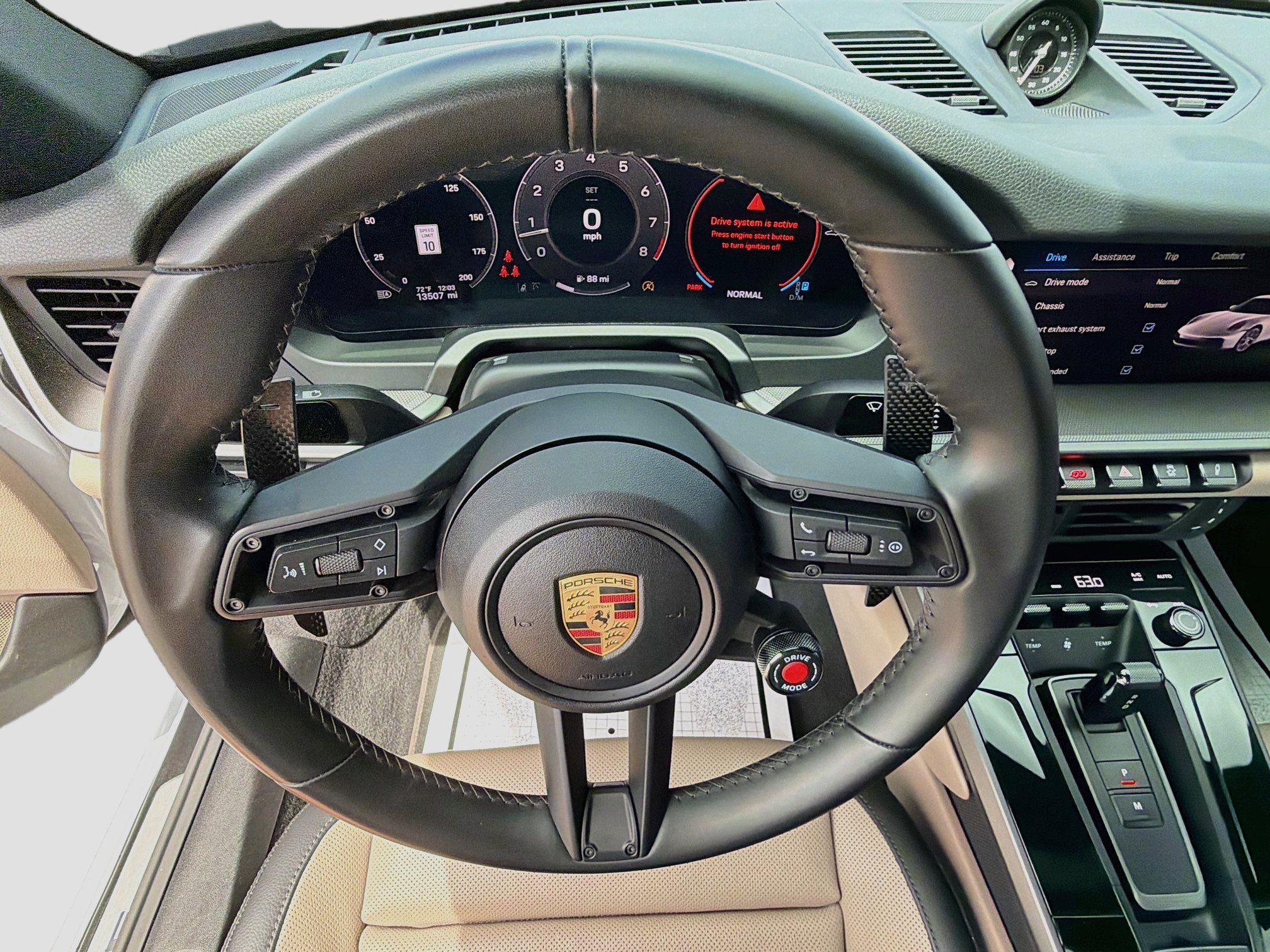 Used 2025 Porsche 911 Carrera RWD image 37