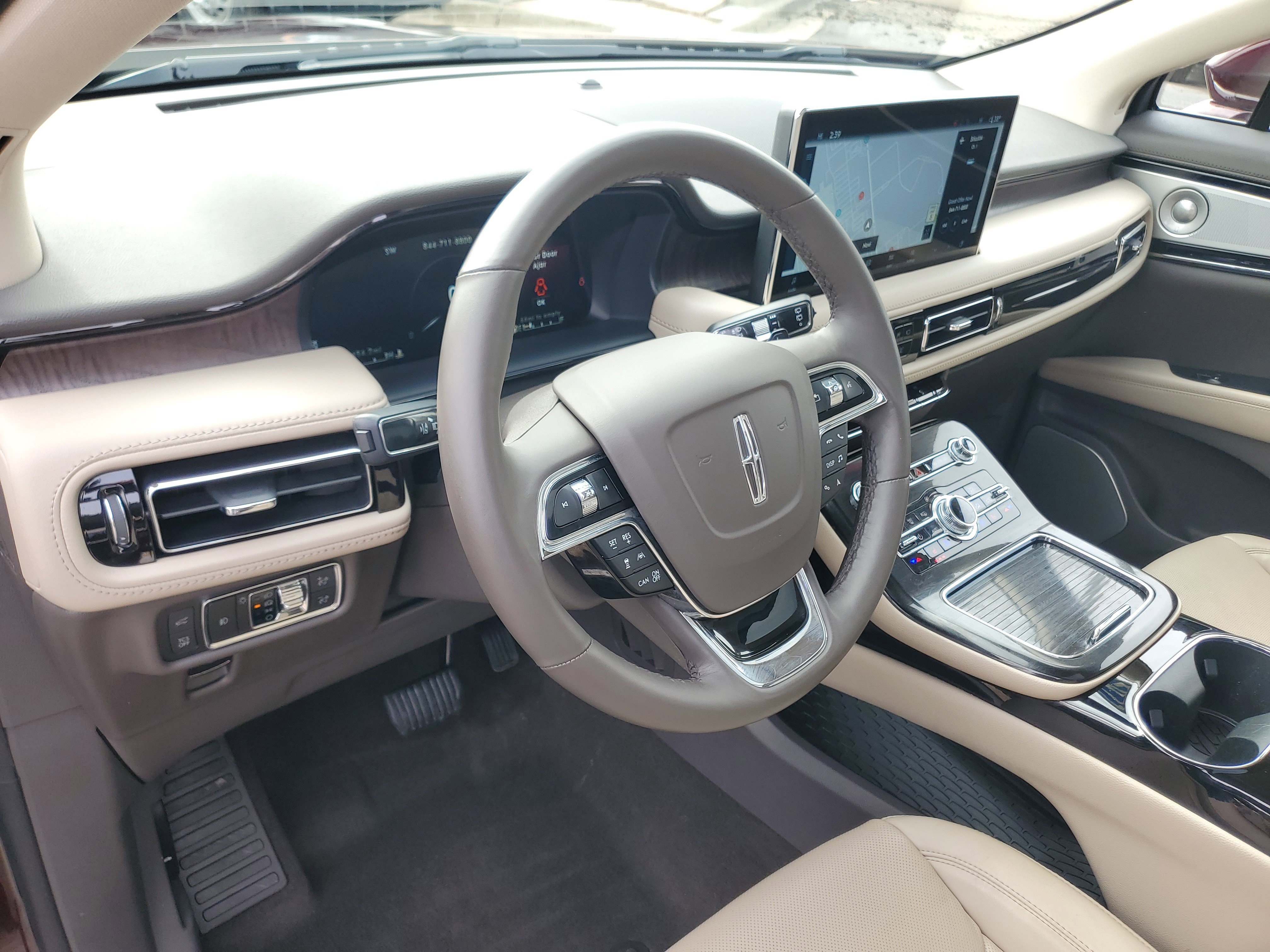 Certified 2023 Lincoln Nautilus Reserve w/ Equipment Group 202A AWD/4WD image 13