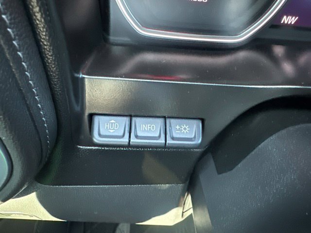 Used 2019 Chevrolet Silverado 1500 High Country w/ Technology Package AWD/4WD image 35