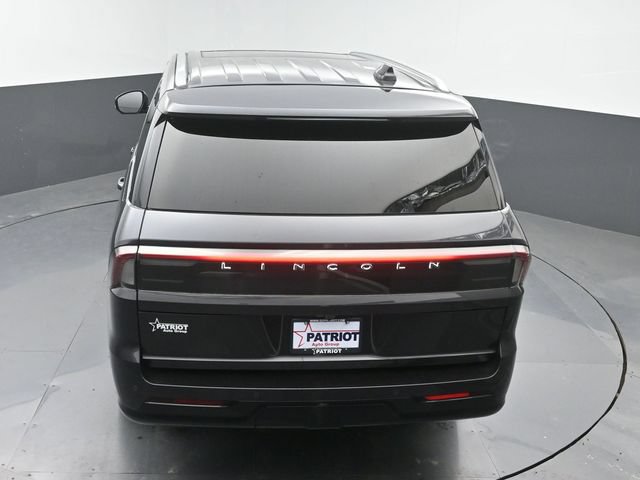 Used 2025 Lincoln Navigator Reserve AWD/4WD image 38