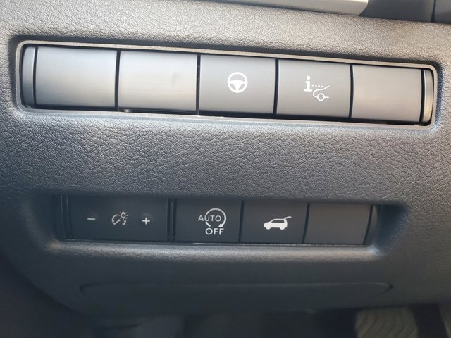 New 2026 Nissan Rogue Platinum w/ Platinum Premium Package image 12