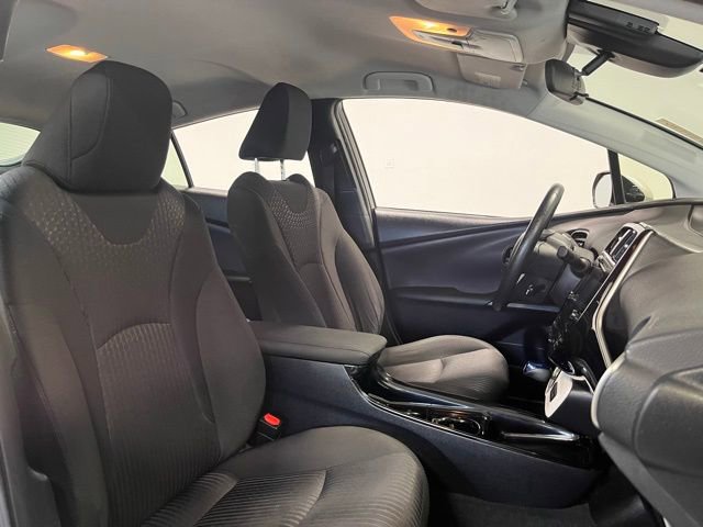 Used 2017 Toyota Prius Prime Plus w/ Carpet Mat Package image 10