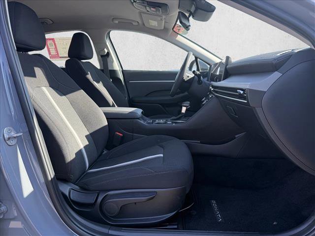 Certified 2025 Hyundai Sonata SE image 18