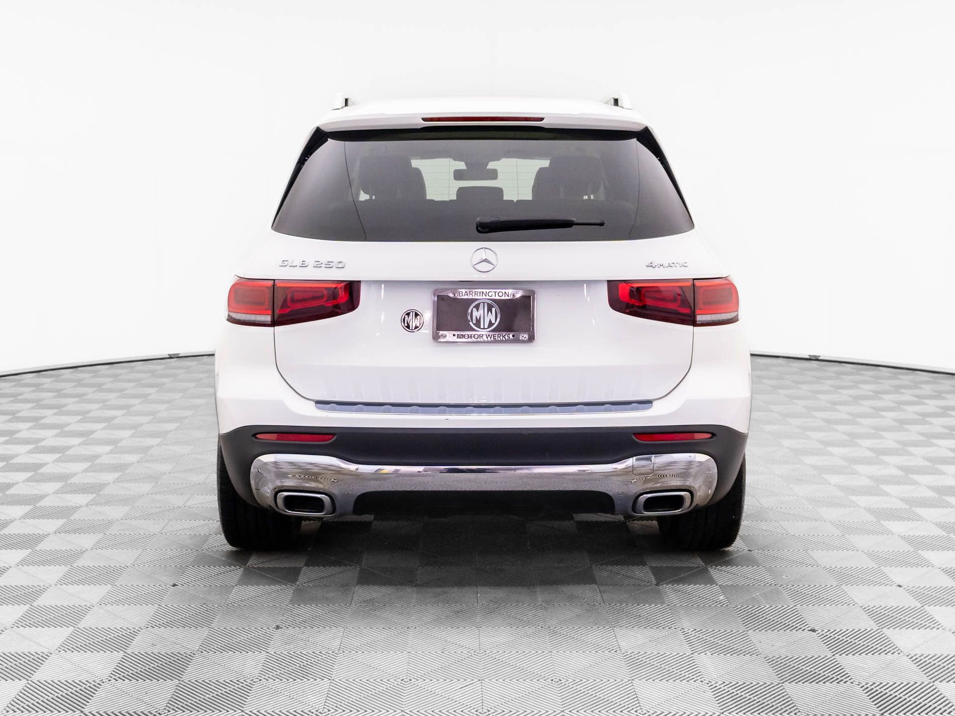 Used 2023 Mercedes-Benz GLB 250 4MATIC image 4