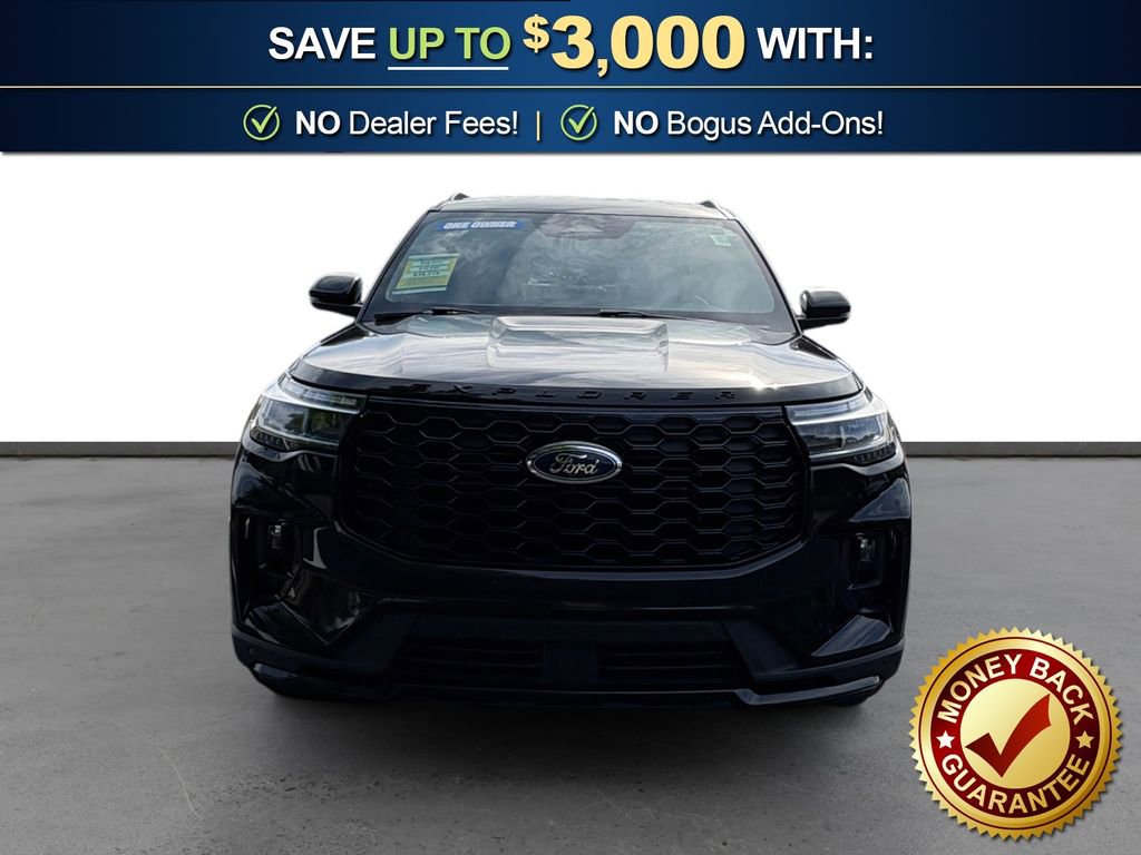 Used 2025 Ford Explorer ST-Line w/ Premium Package image 11