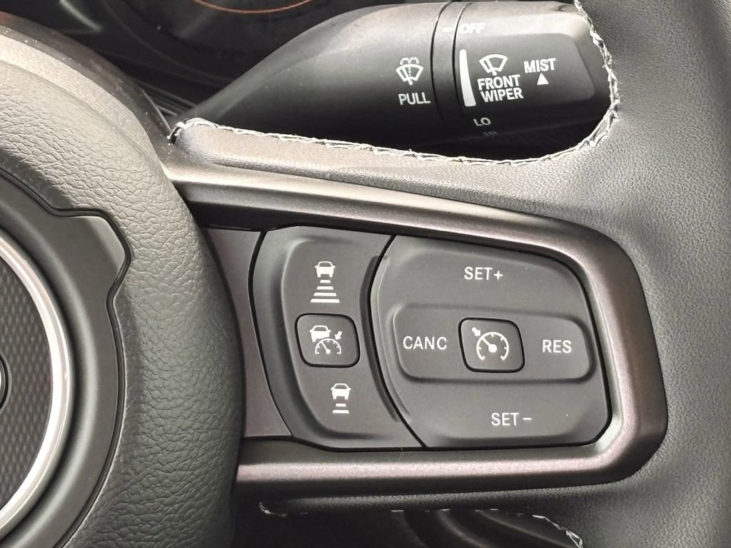 New 2025 Jeep Gladiator Sport image 11