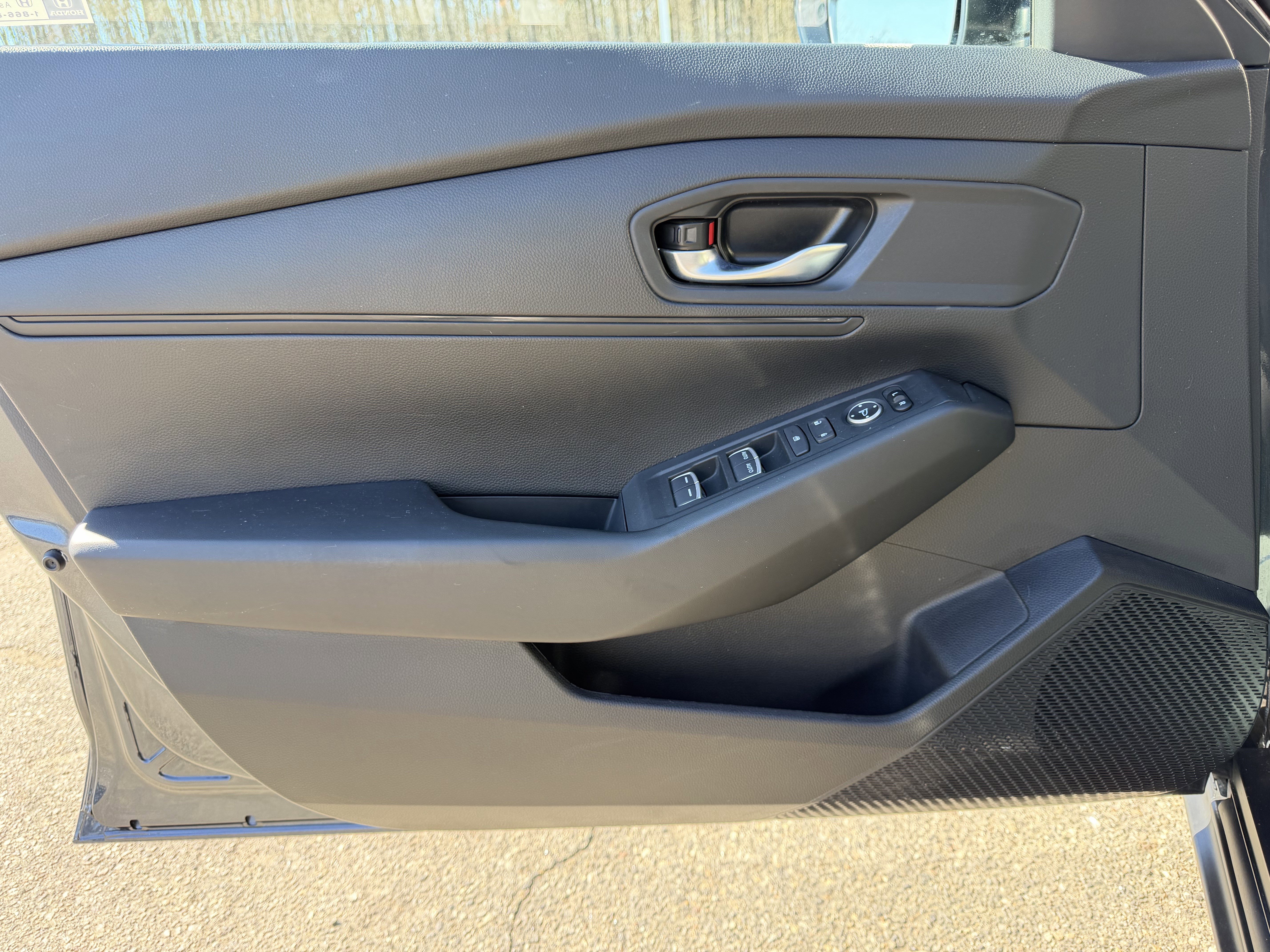 Certified 2023 Honda Accord LX image 11