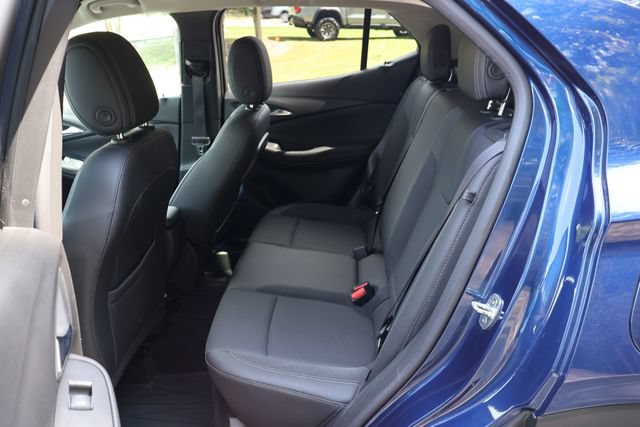 Used 2023 Buick Encore GX Preferred w/ Cold Weather Comfort Package AWD/4WD image 17