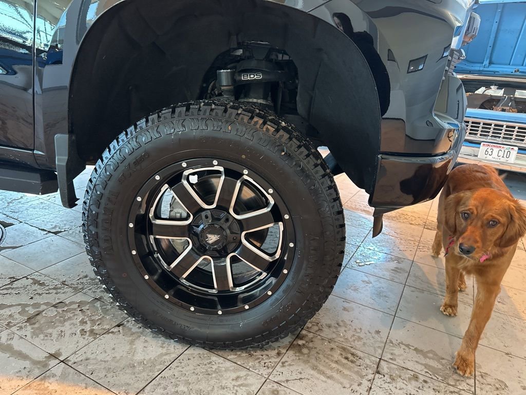 Used 2023 Chevrolet Silverado 1500 RST w/ Convenience Package II image 26