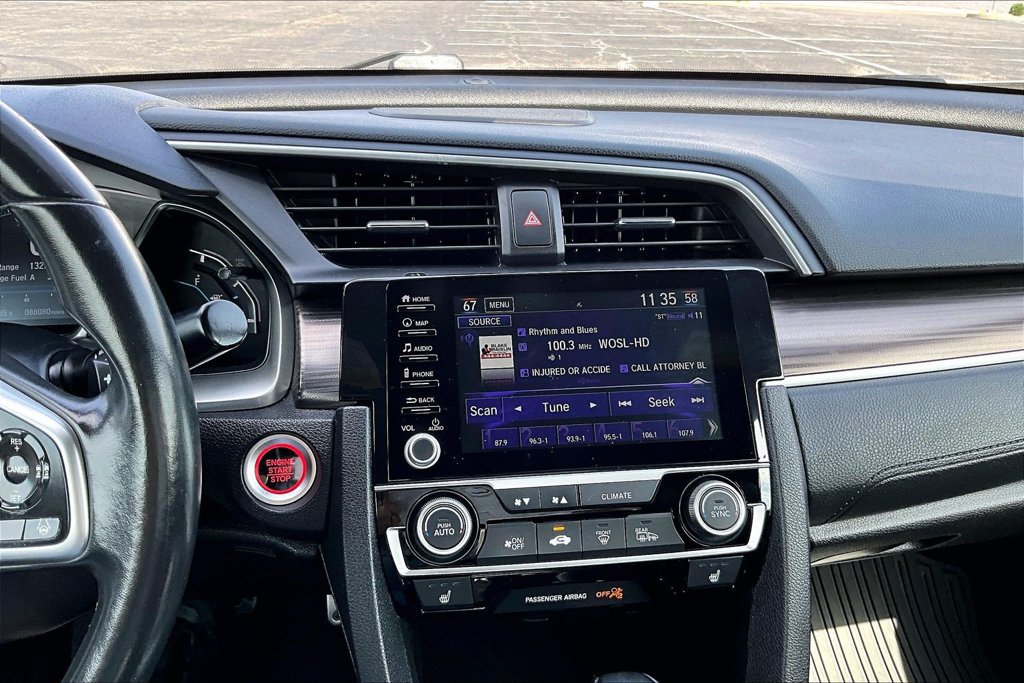 Used 2019 Honda Civic Touring image 31