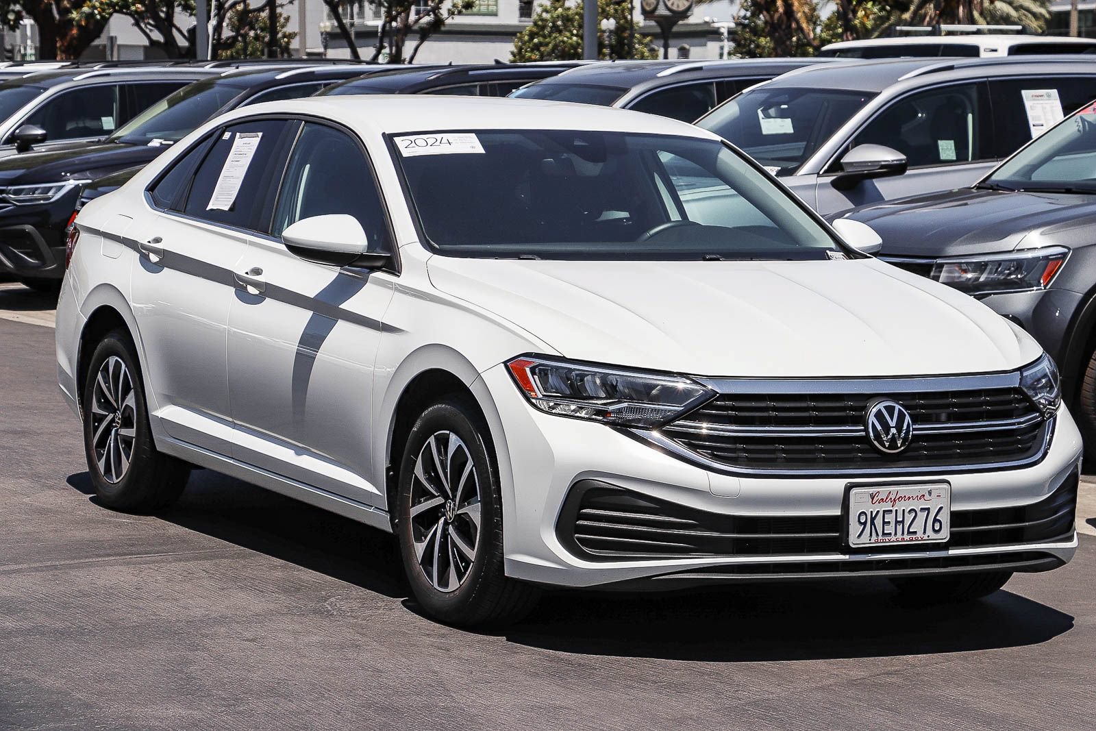 Certified 2024 Volkswagen Jetta S FWD image 3