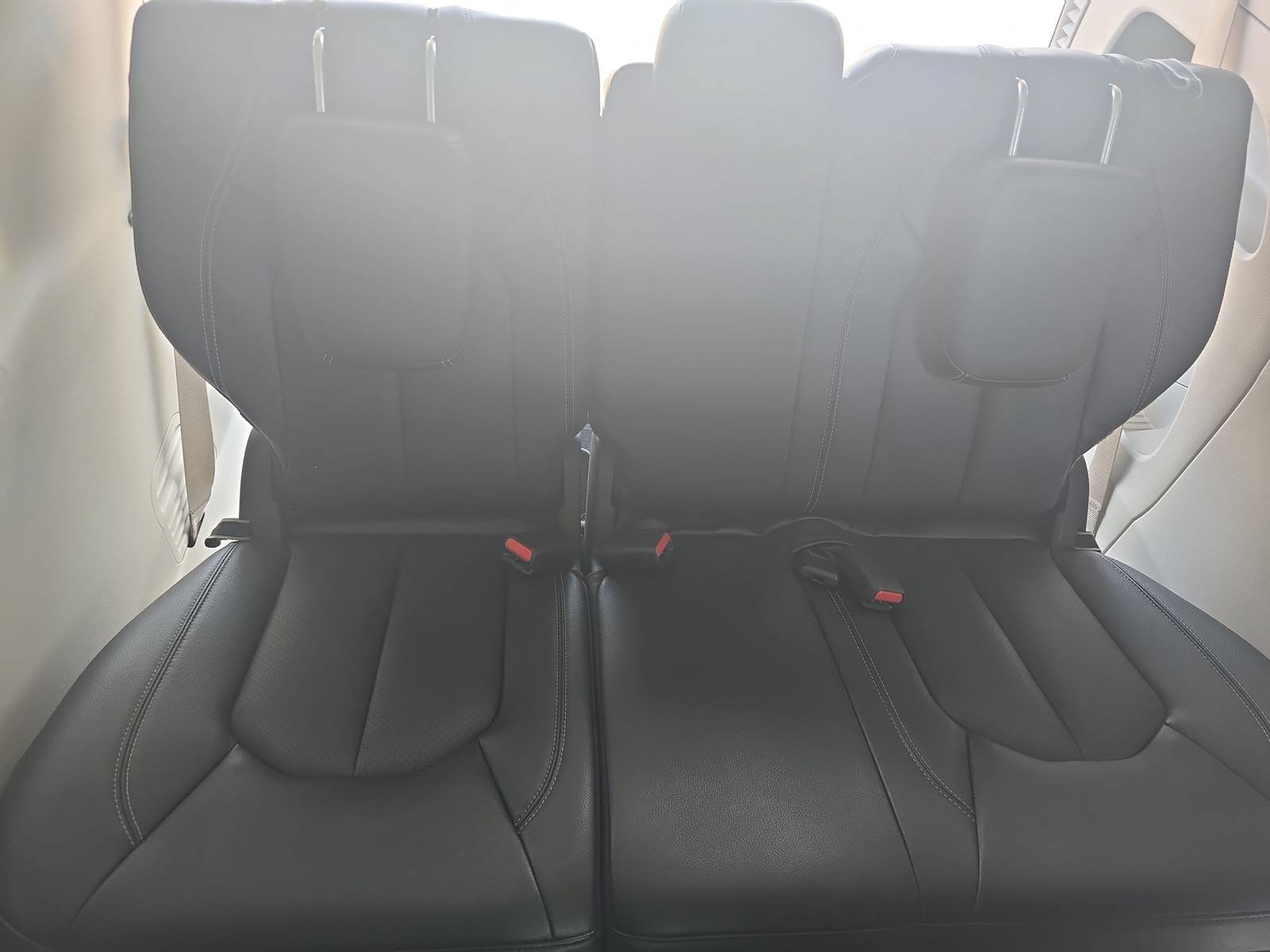 Used 2022 Chrysler Pacifica Touring-L FWD image 13