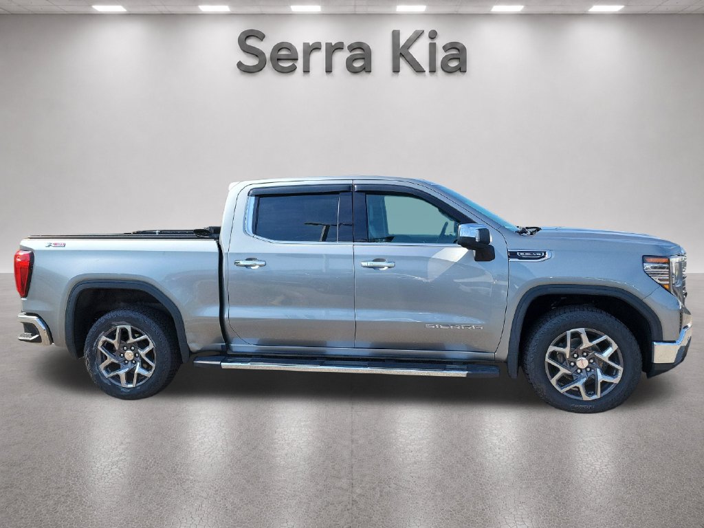Used 2023 GMC Sierra 1500 SLT w/ SLT Premium Plus Package AWD/4WD image 7