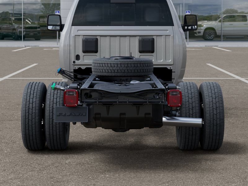 New 2026 RAM 3500 Tradesman AWD/4WD image 14