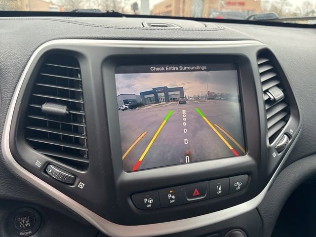 Used 2014 Jeep Cherokee Limited w/ Technology Group image 3