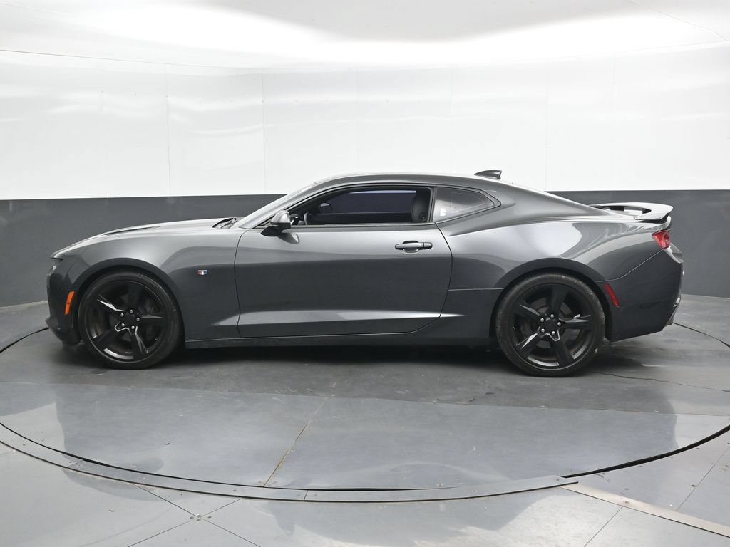 Used 2016 Chevrolet Camaro SS RWD image 9
