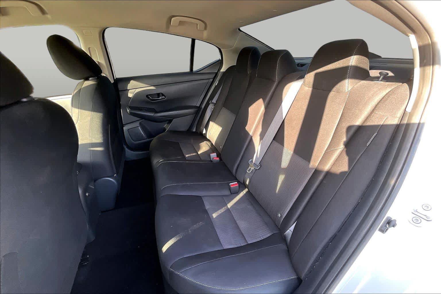 Used 2024 Nissan Sentra SV FWD image 20