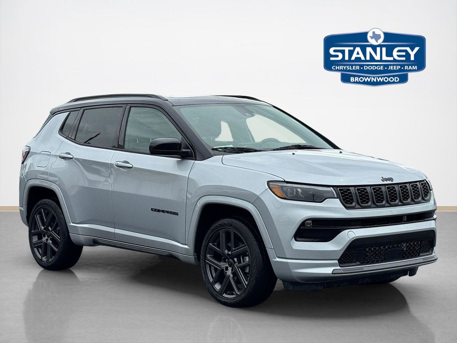 Used 2025 Jeep Compass Limited w/ High Altitude Package AWD/4WD image 1