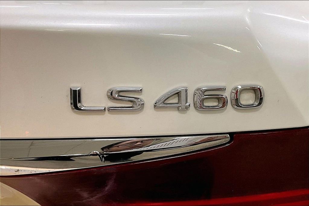 Used 2015 Lexus LS 460 AWD w/ Comfort Package image 8