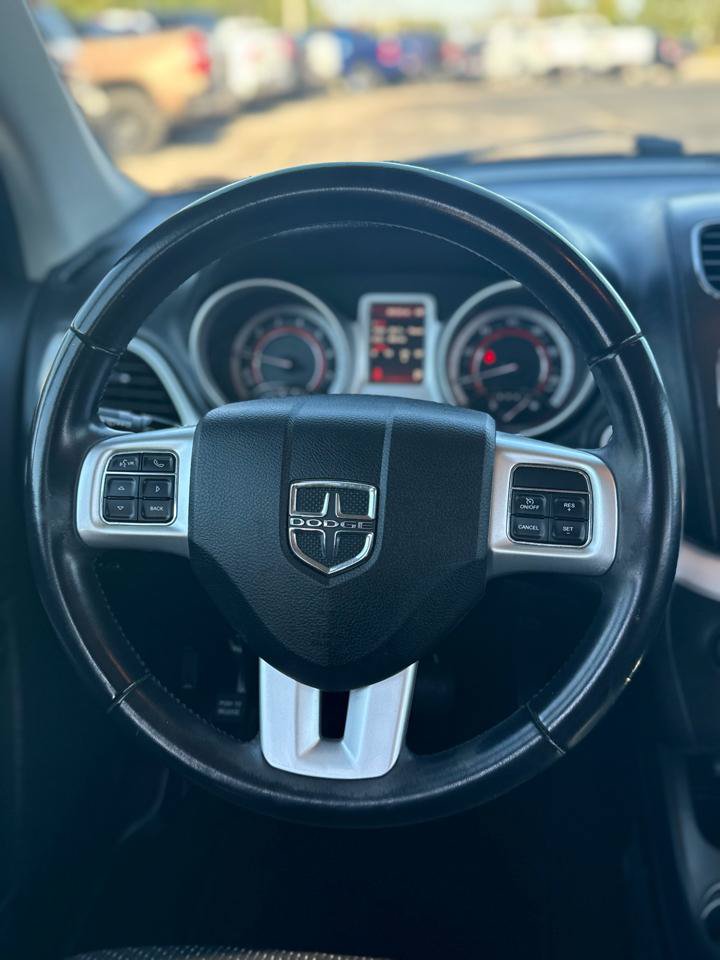 Used 2020 Dodge Journey SE w/ SE Popular Equipment Group FWD image 18