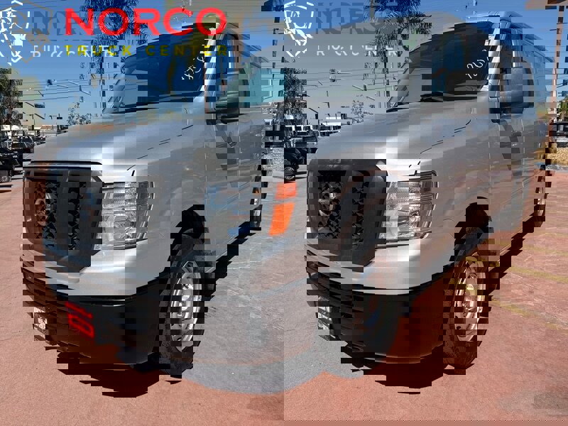 Used 2012 Nissan NV 1500 S w/ Side Curtain Airbag Pkg image 5