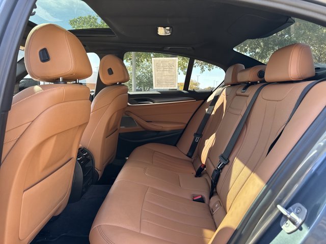 Certified 2022 BMW 540i xDrive w/ M Sport Package image 11