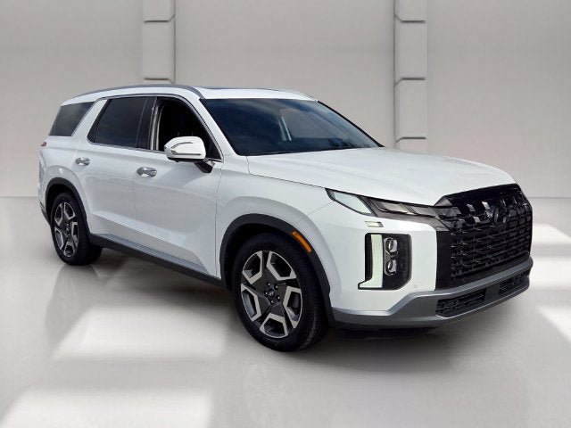 Used 2023 Hyundai Palisade SEL w/ Premium Package FWD image 7