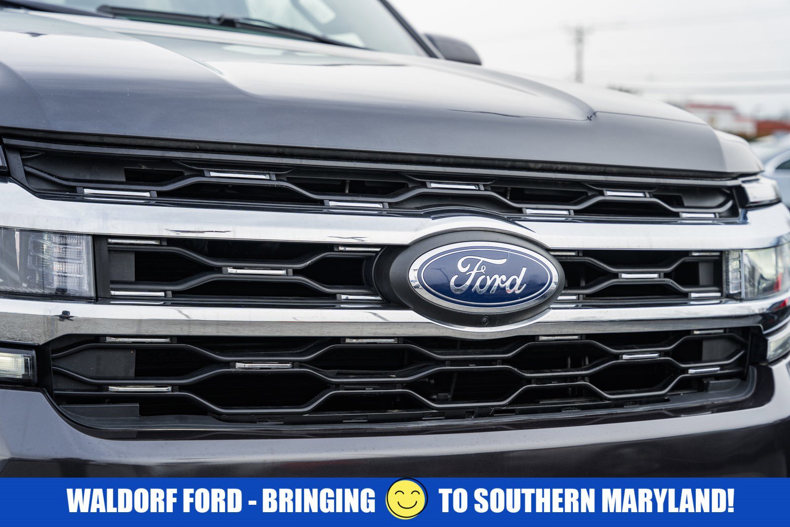 Used 2024 Ford Expedition Limited image 12