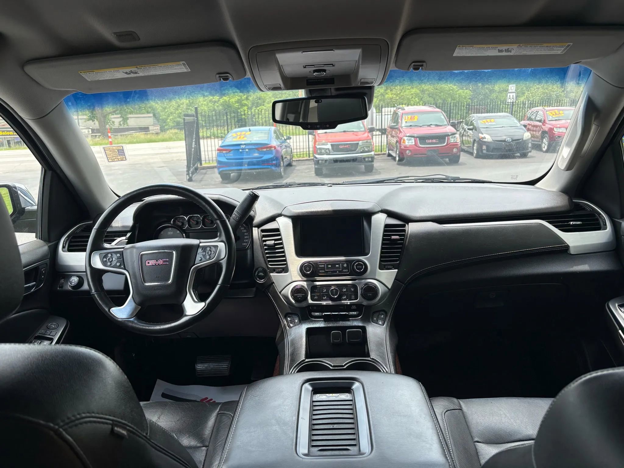 Used 2016 GMC Yukon SLT image 14