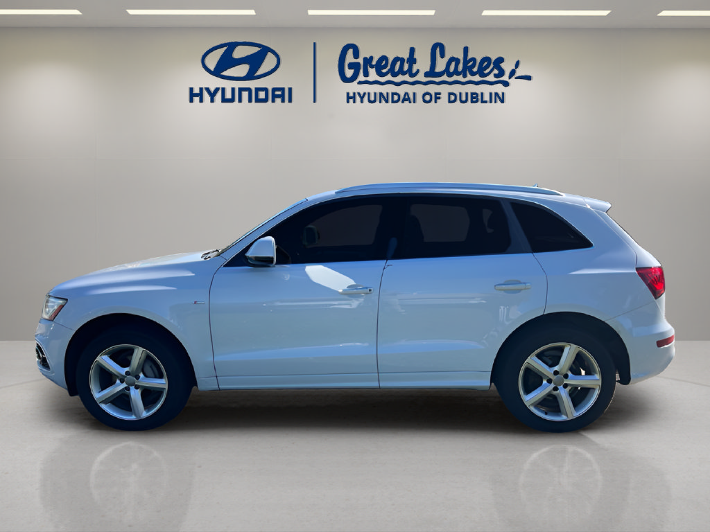 Used 2017 Audi Q5 2.0T Premium Plus w/ Technology Package AWD/4WD image 2