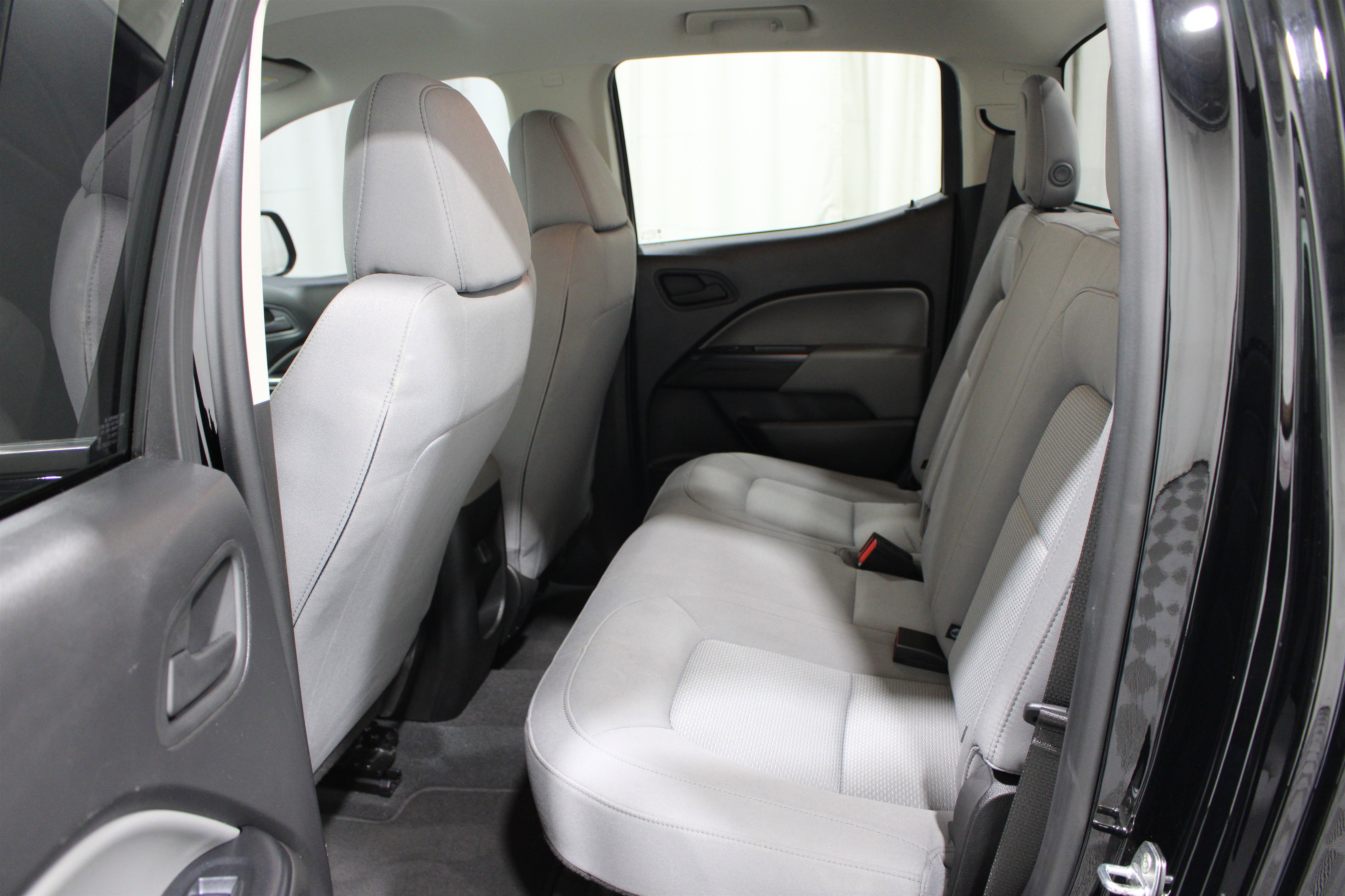 Used 2021 Chevrolet Colorado W/T image 17