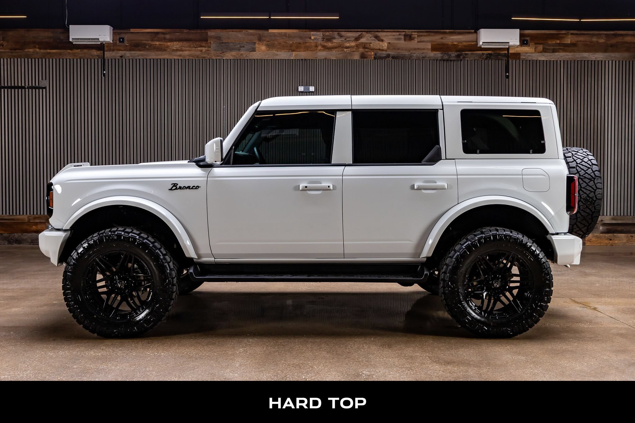 Used 2026 Ford Bronco Outer Banks AWD/4WD image 4