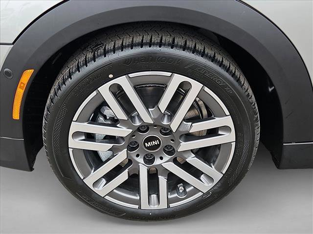 New 2026 MINI Cooper 2-Door Hardtop image 10